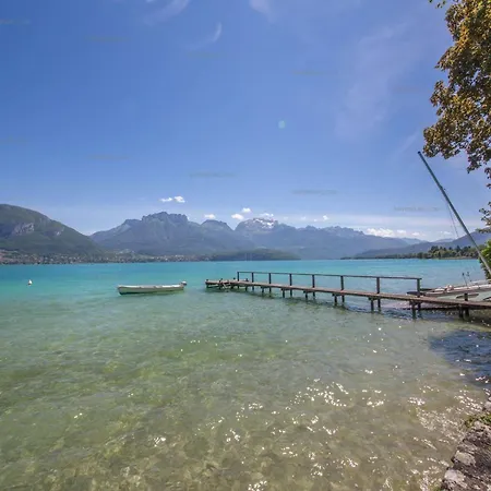 Villa D'annecy Pieds Dans L'eau
